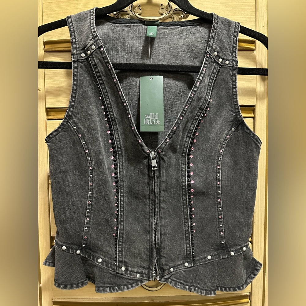 NWT Wild Fable Black Denim Zip Up Ruffle Vest With Rhinestone Accents Size XS